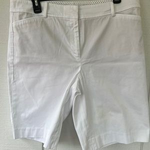 White Bermuda shorts